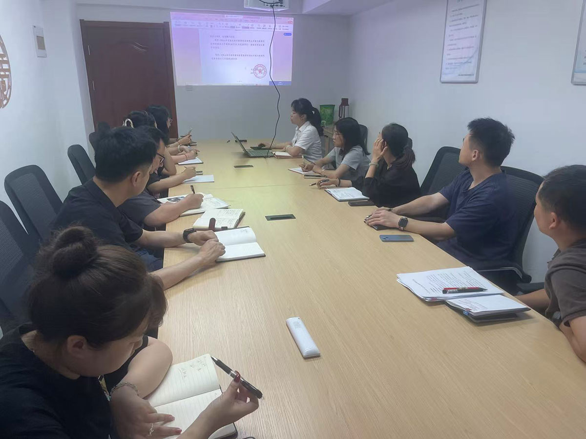 筑牢集團(tuán)風(fēng)險(xiǎn)堤壩，護(hù)航公司高質(zhì)量發(fā)展