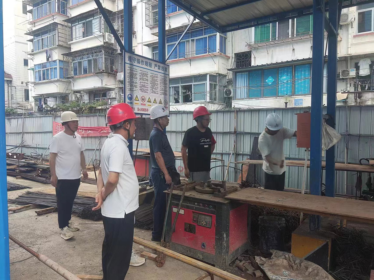 城建投公司開展“安全生產(chǎn)月”系列活動筑牢施工安全防線?