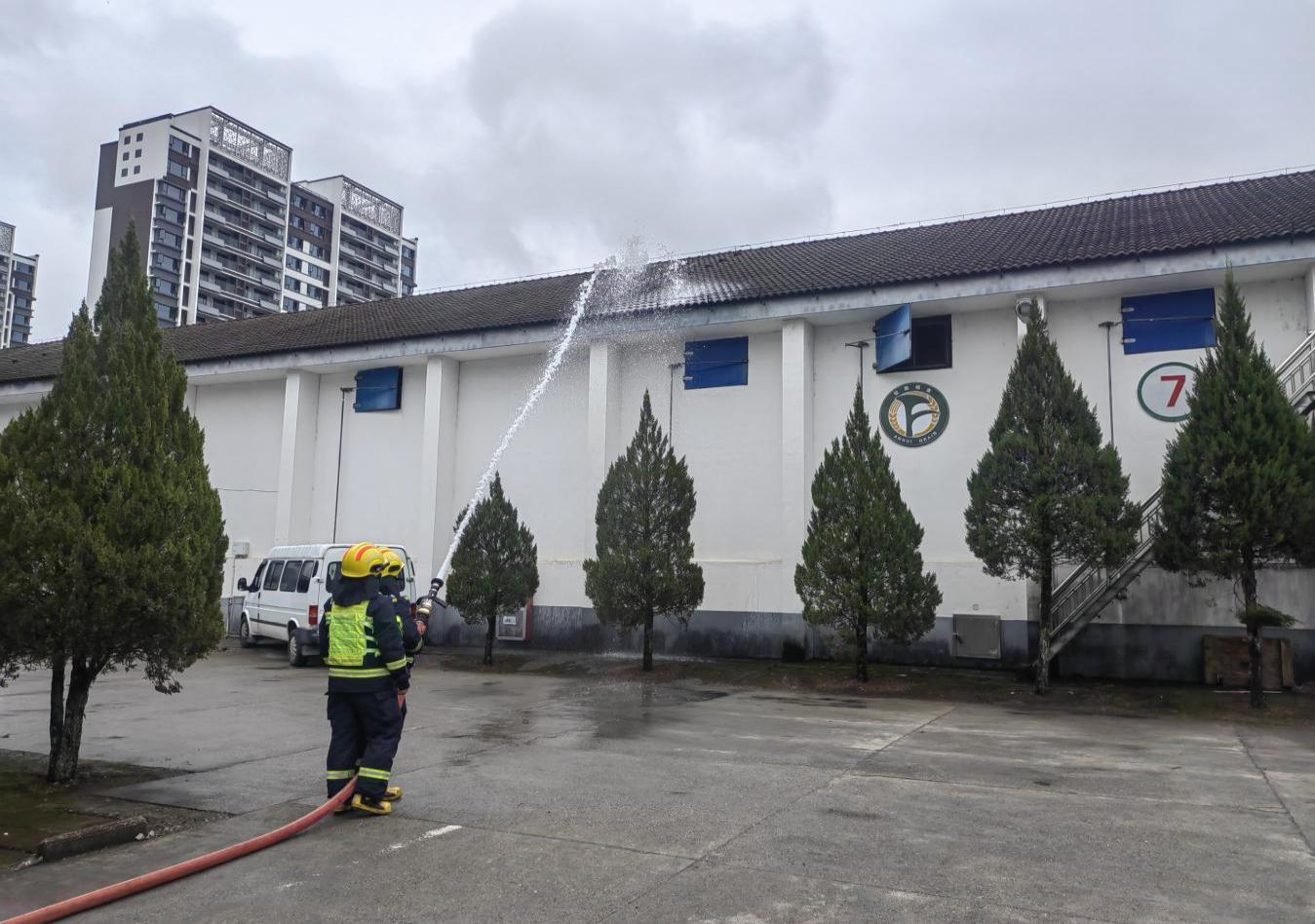 屯溪區(qū)糧儲公司：積極參加消防逃生專項演練，共筑春季火災防線
