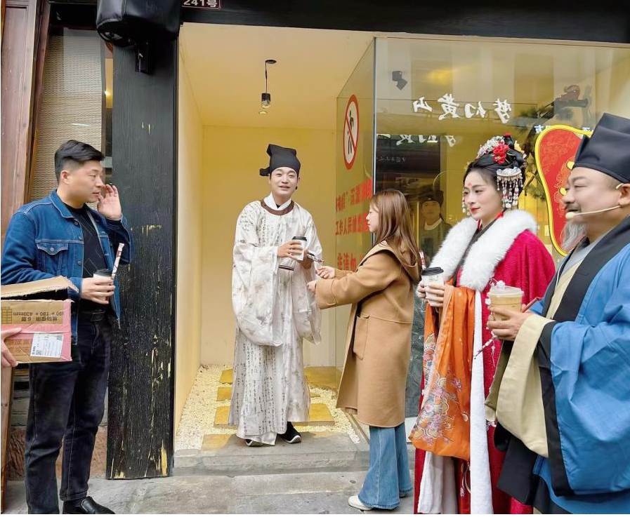 黨建引領(lǐng)聚合力 實(shí)干篤行興文旅—昱城文旅公司黨支部以主題黨日推動(dòng)黨建與文旅深度融合